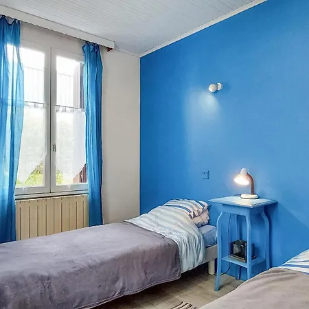 Cozy In St-georges-de-didonn With Wifi