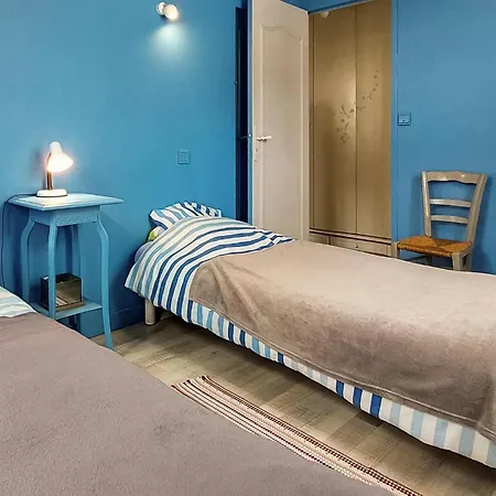 Cozy In St-georges-de-didonn With Wifi Hébergement de vacances Saint-Georges-de-Didonne