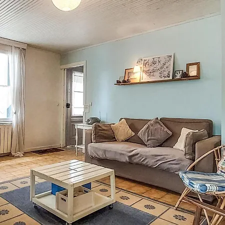 Casa de Férias 2 Bedroom Gorgeous In St-georges-de-didonn Saint-Georges-de-Didonne